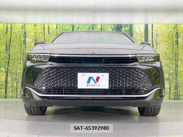 Toyota Crown Crossover 2023-07 8547697-13