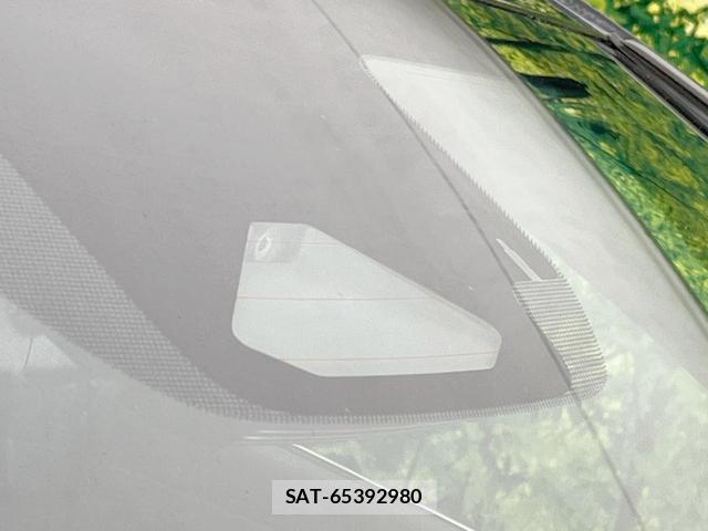 Toyota Crown Crossover 2023-07 8547697-4