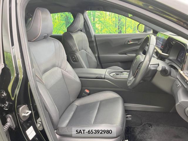 Toyota Crown Crossover 2023-07 8547697-7
