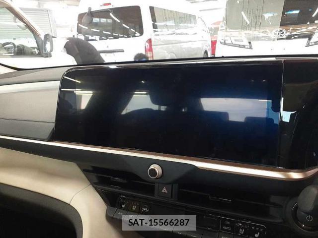 Toyota Crown Crossover 2023-08 8547821-3