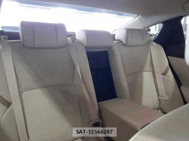 Toyota Crown Crossover 2023-08 8547821-4