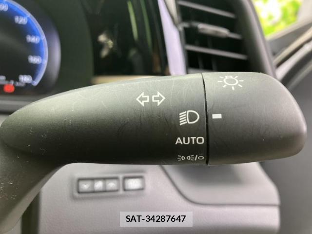Toyota Crown Crossover 2023-09 8547897-15