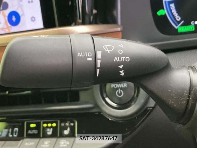 Toyota Crown Crossover 2023-09 8547897-16