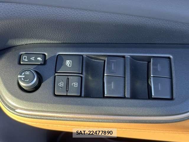 Toyota Crown Crossover 2025-10 8549119-17