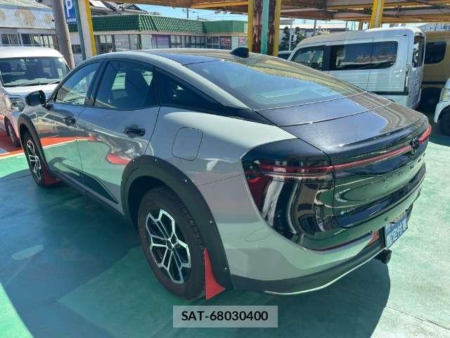 Toyota Crown Crossover 2024-06 8549120-1