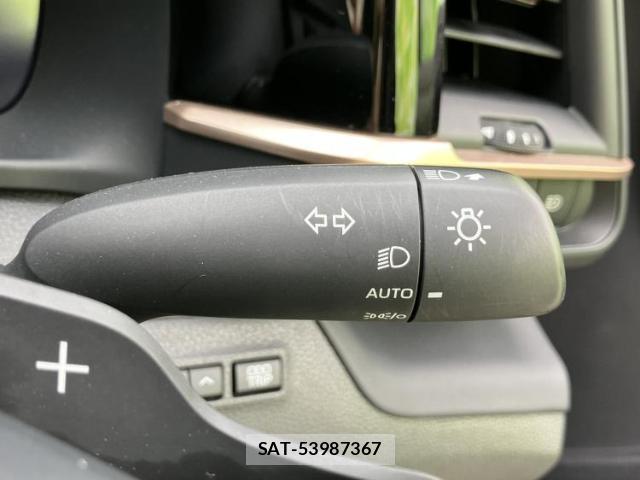 Toyota Crown Crossover 2023-06 8552421-15