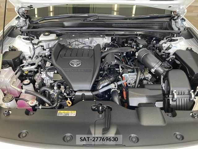 Toyota Crown Crossover 2022-12 8552722-13
