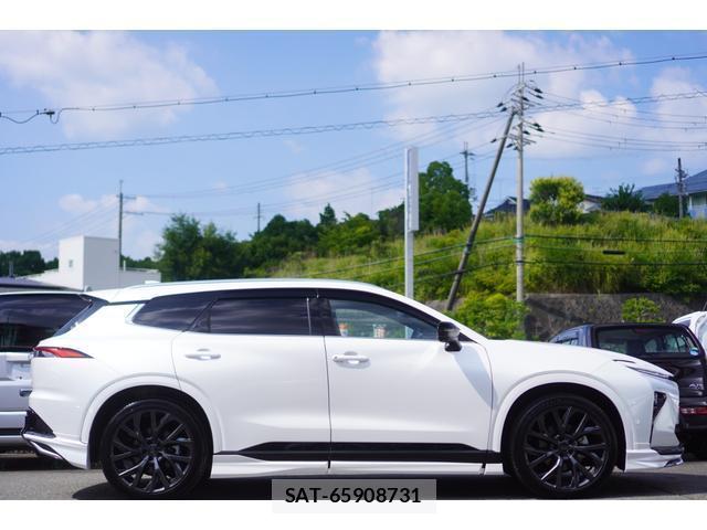 Toyota CROWN ESTATE 2025-11 8545411-3