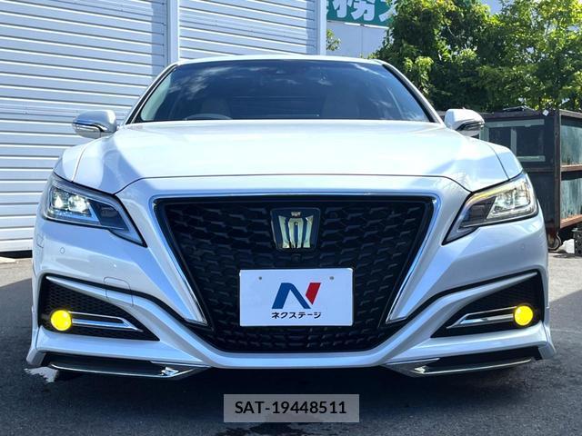 Toyota CROWN HYBRID 2021-05 8545724-15
