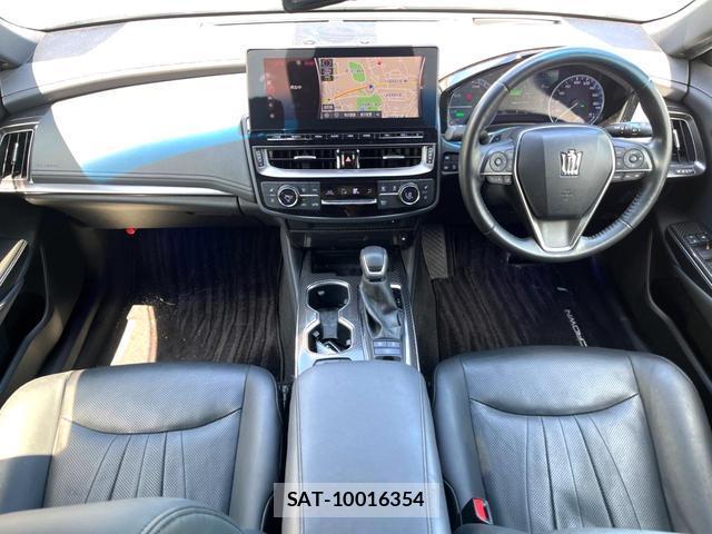 Toyota CROWN HYBRID 2022-04 8545725-1