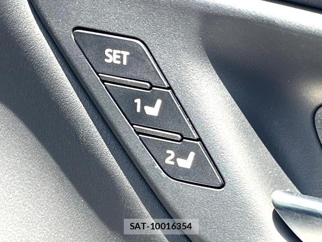 Toyota CROWN HYBRID 2022-04 8545725-8