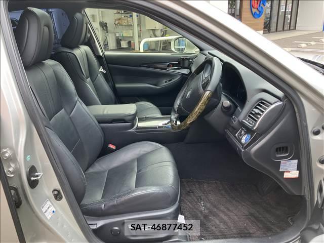 Toyota CROWN HYBRID 2013-04 8545787-10