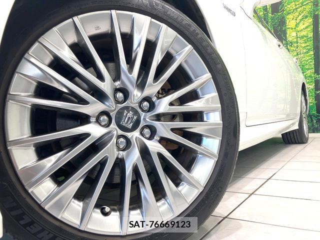 Toyota CROWN HYBRID 2019-07 8546094-12