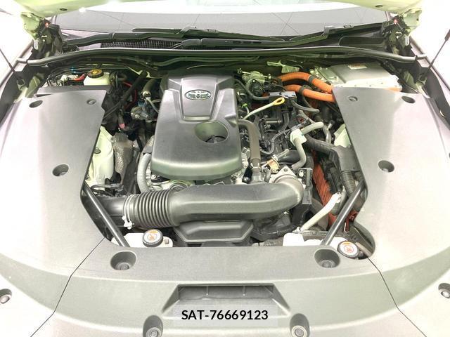 Toyota CROWN HYBRID 2019-07 8546094-17