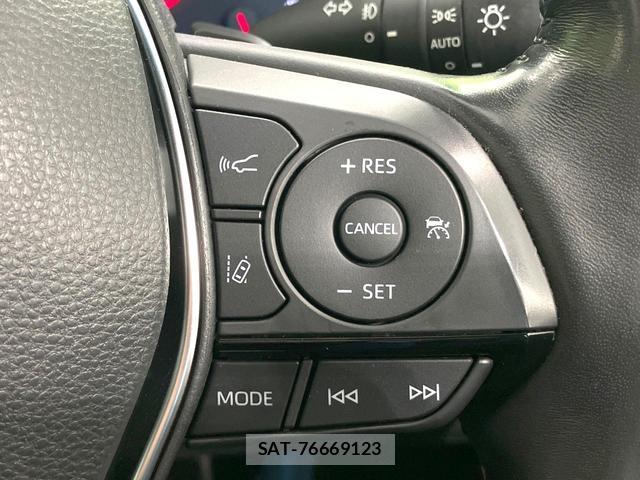 Toyota CROWN HYBRID 2019-07 8546094-4