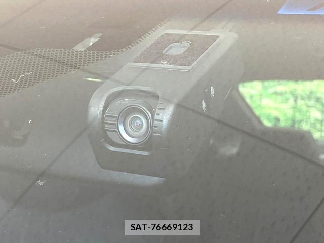 Toyota CROWN HYBRID 2019-07 8546094-6