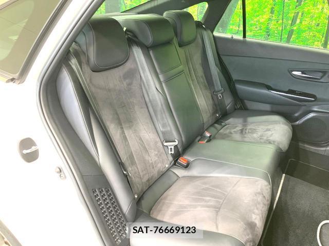 Toyota CROWN HYBRID 2019-07 8546094-8