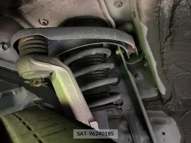 Toyota CROWN HYBRID 2014-09 8546384-19