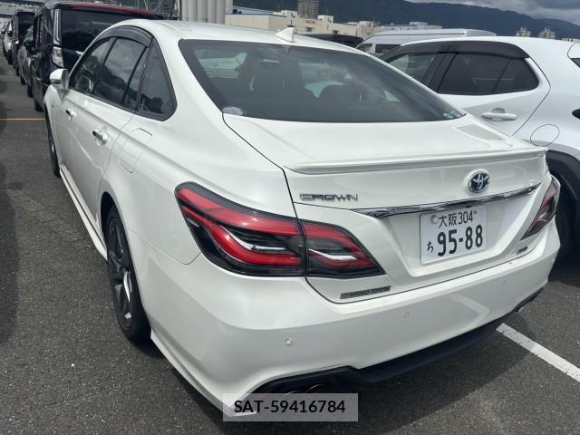 Toyota CROWN HYBRID 2019-03 8546586-4