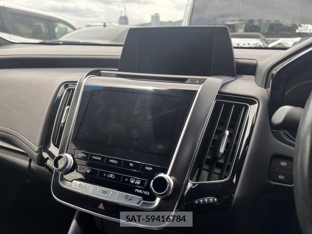 Toyota CROWN HYBRID 2019-03 8546586-9