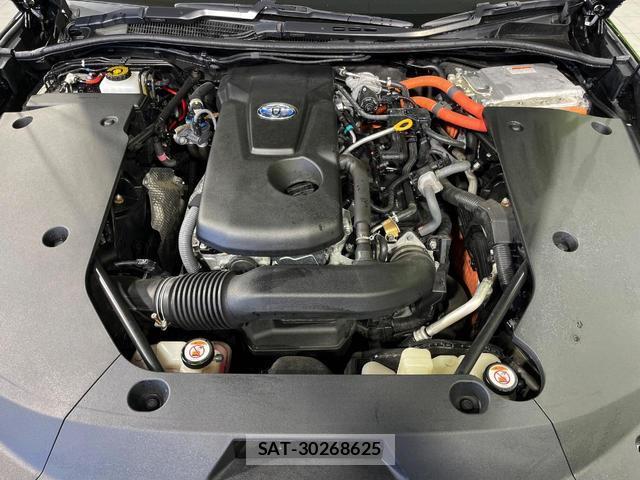 Toyota CROWN HYBRID 2018-06 8546648-17
