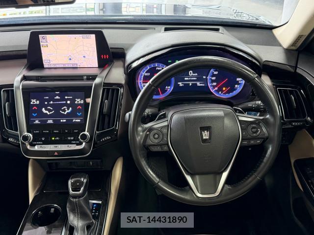 Toyota CROWN HYBRID 2019-04 8546718-16