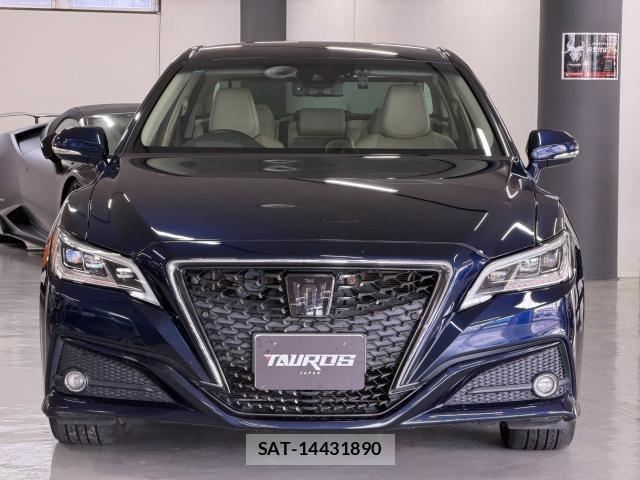 Toyota CROWN HYBRID 2019-04 8546718-9