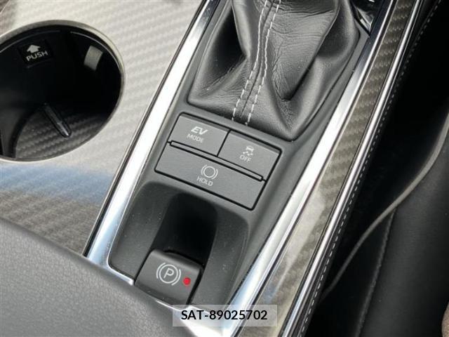 Toyota CROWN HYBRID 2019-06 8546752-16