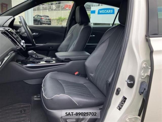 Toyota CROWN HYBRID 2019-06 8546752-4