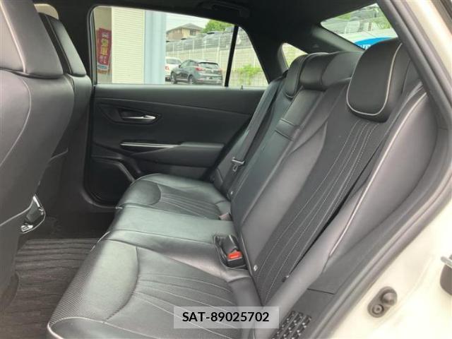 Toyota CROWN HYBRID 2019-06 8546752-5