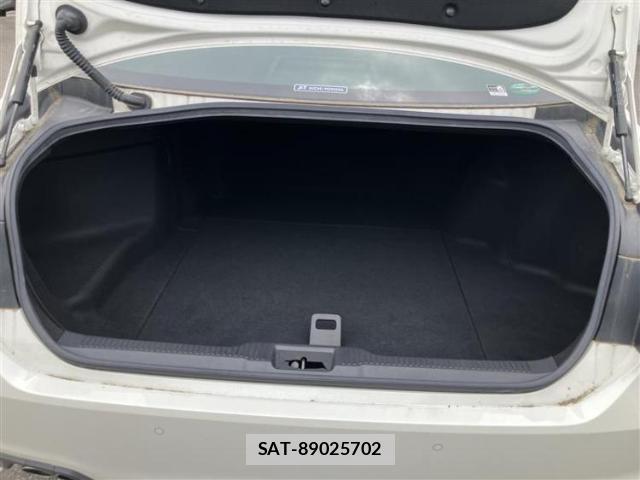 Toyota CROWN HYBRID 2019-06 8546752-7