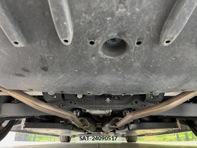 Toyota CROWN HYBRID 2020-12 8546916-18
