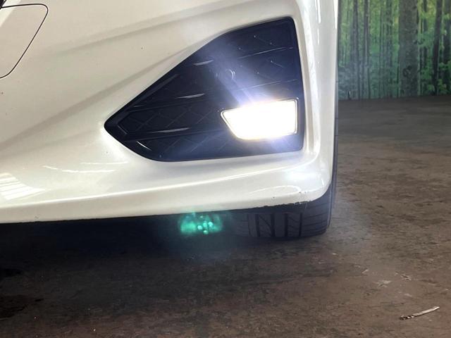 Toyota CROWN HYBRID 2015-12 8547237-19
