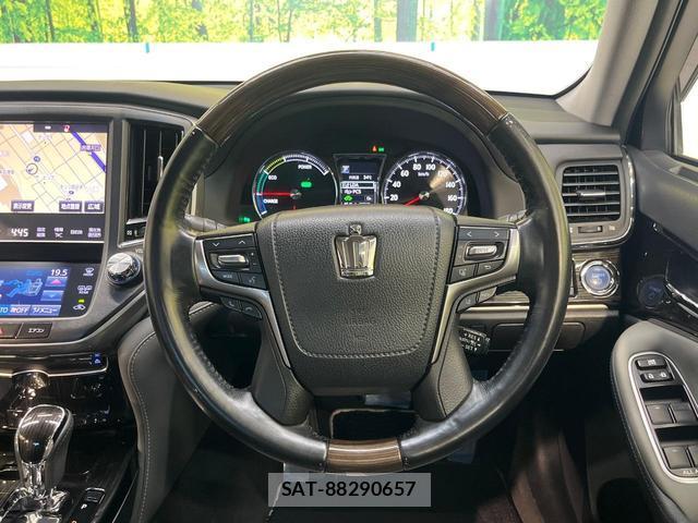 Toyota CROWN HYBRID 2017-03 8547360-11