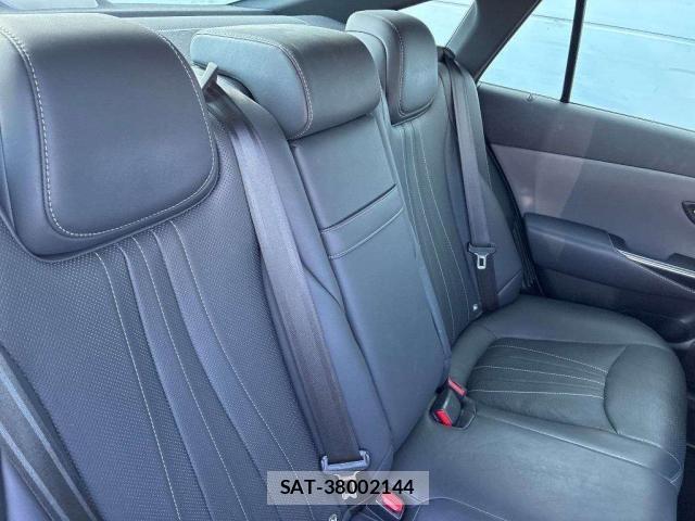 Toyota CROWN HYBRID 2022-02 8547923-7