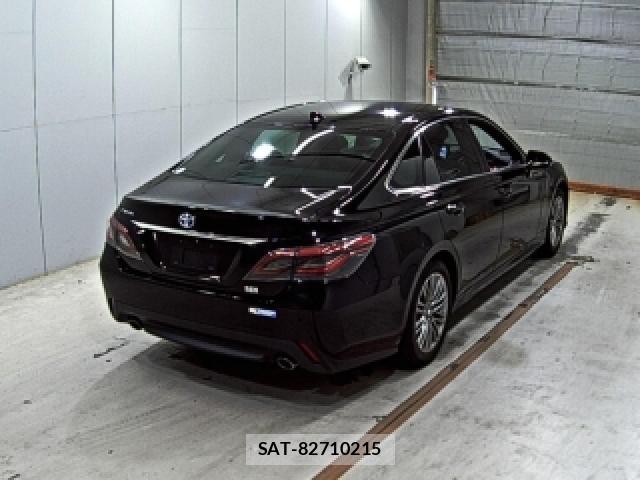 Toyota CROWN HYBRID 2021-08 8547929-4