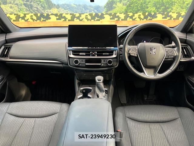 Toyota CROWN HYBRID 2021-07 8548432-1