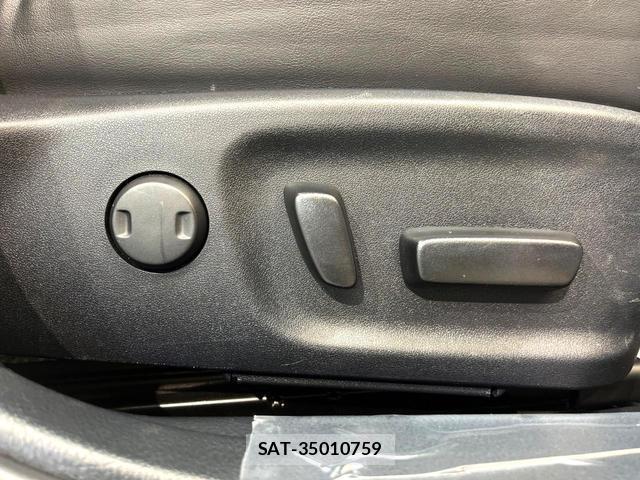 Toyota CROWN HYBRID 2015-10 8548480-7