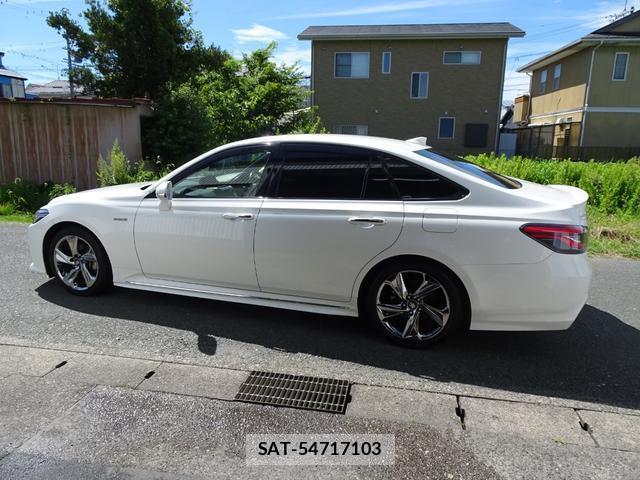 Toyota CROWN HYBRID 2018-12 8549151-13