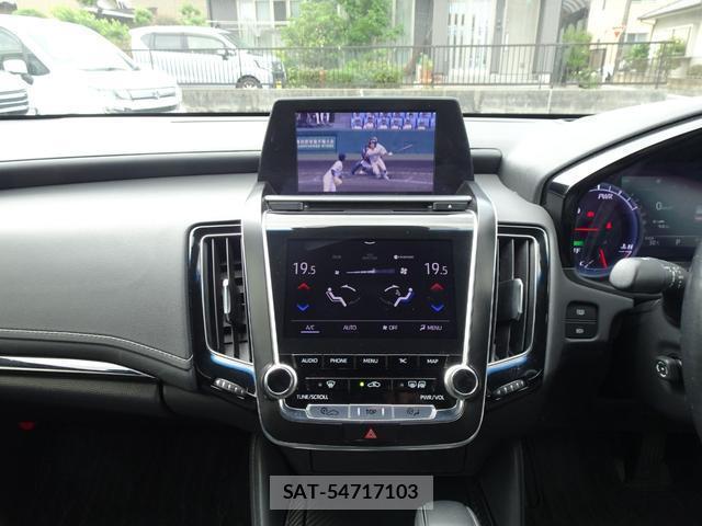 Toyota CROWN HYBRID 2018-12 8549151-4
