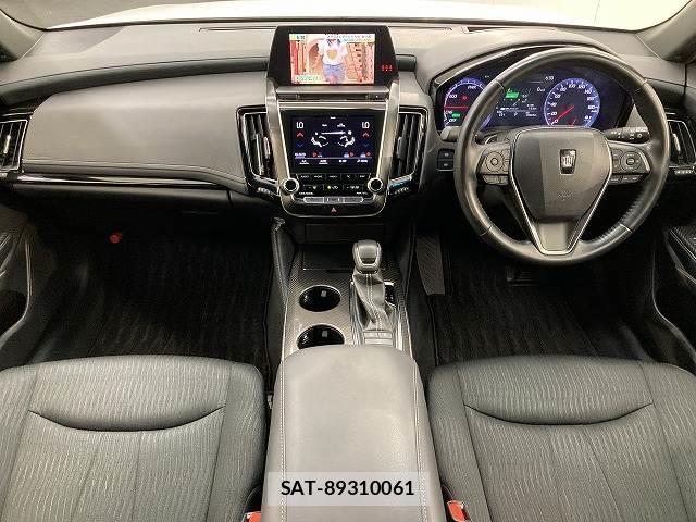 Toyota CROWN HYBRID 2019-09 8549269-1