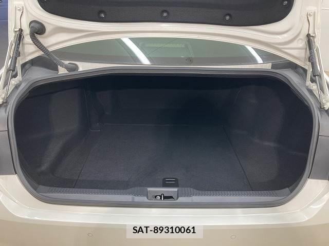 Toyota CROWN HYBRID 2019-09 8549269-12