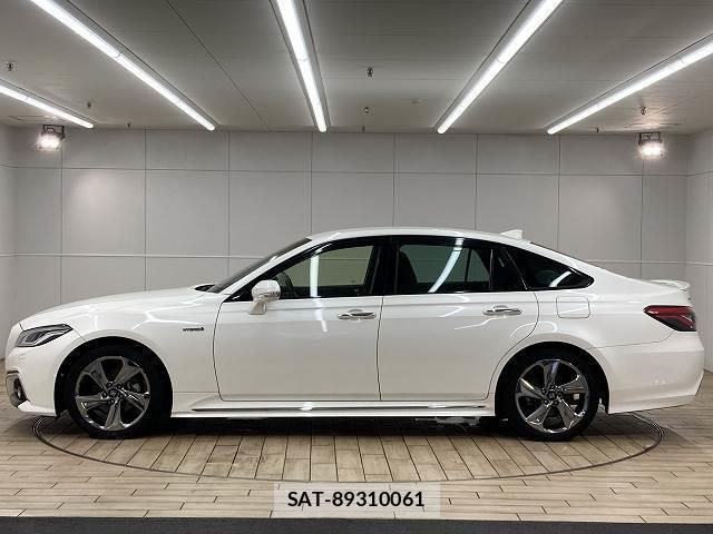 Toyota CROWN HYBRID 2019-09 8549269-16
