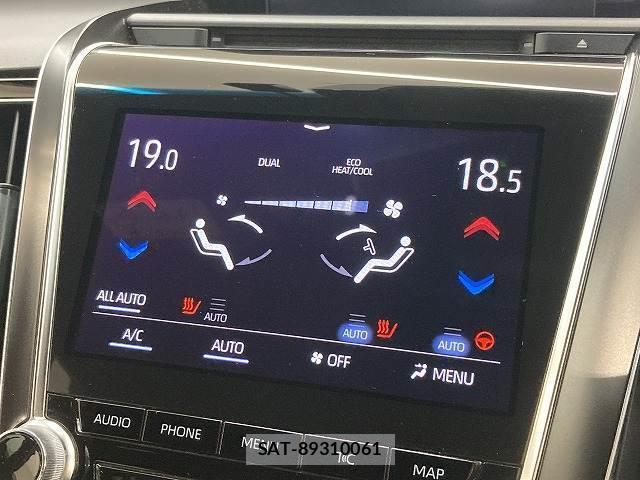 Toyota CROWN HYBRID 2019-09 8549269-7