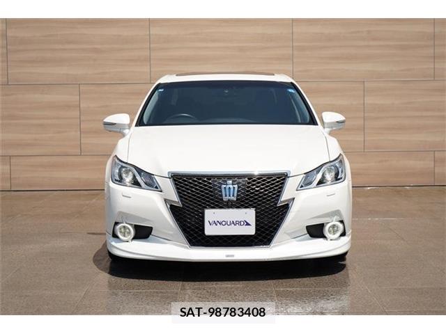 Toyota CROWN HYBRID 2013-05 8549318-1