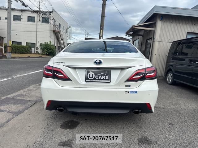 Toyota CROWN HYBRID 2019-08 8549380-2