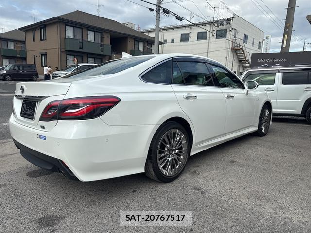 Toyota CROWN HYBRID 2019-08 8549380-7