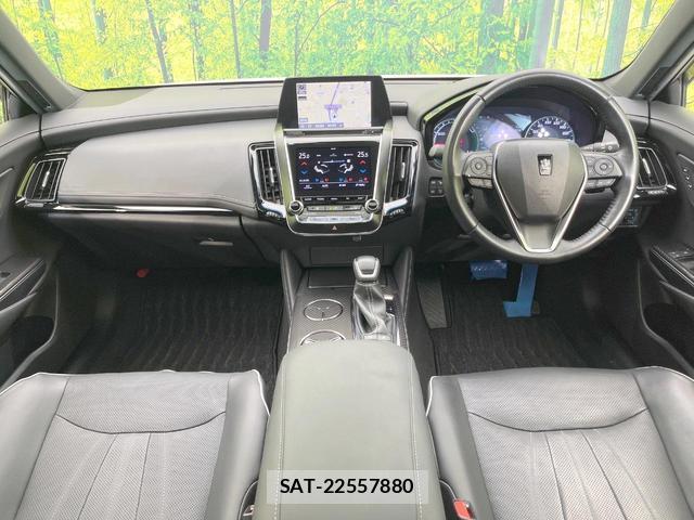 Toyota CROWN HYBRID 2019-07 8549694-1