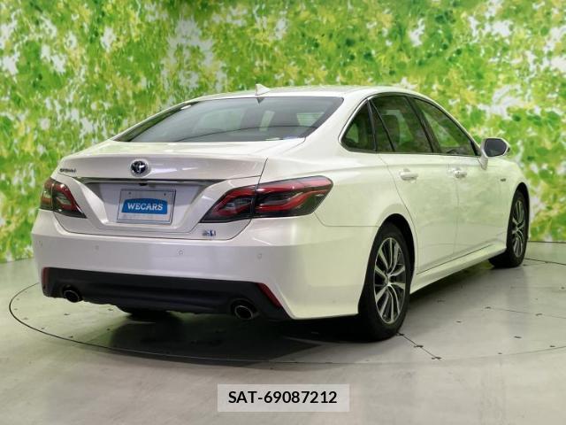 Toyota CROWN HYBRID 2019-11 8550098-2