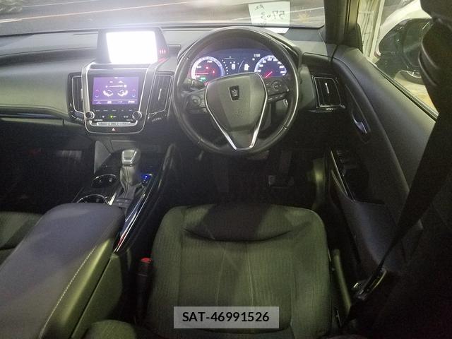 Toyota CROWN HYBRID 2020-11 8550466-10